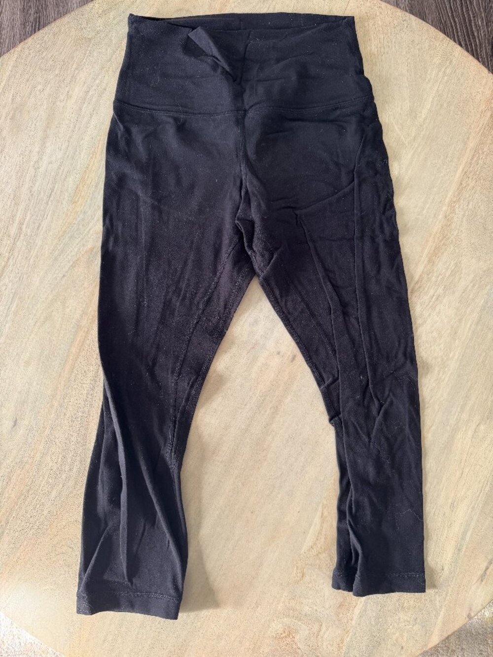 Lululemon Black Crop Leggings Size 4 | High Rise